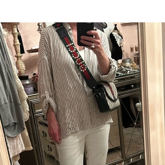 Soft crinkly wear with everything top - Picture 3 of 14